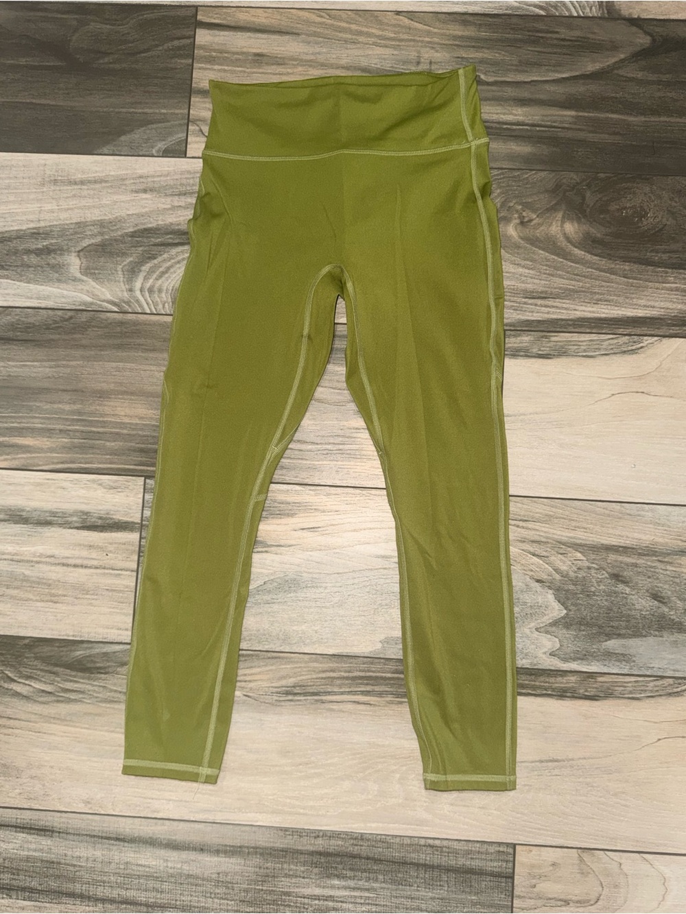 Fabletics leggings size 4 olive green high waist no front line